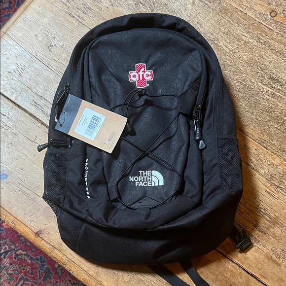 The North Face Black Groundwork Backpack - Picture 1 of 8